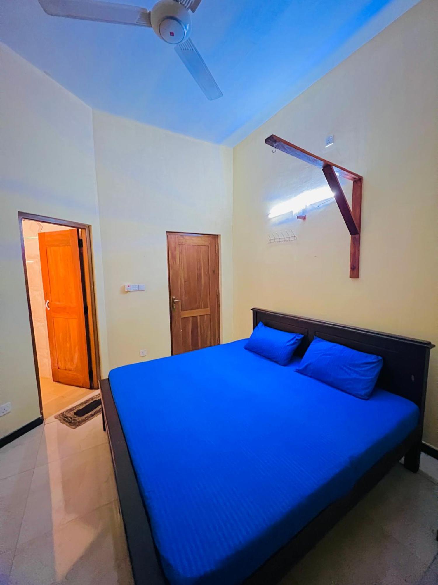 Malwaththa Mount Villa Kandy Bagian luar foto
